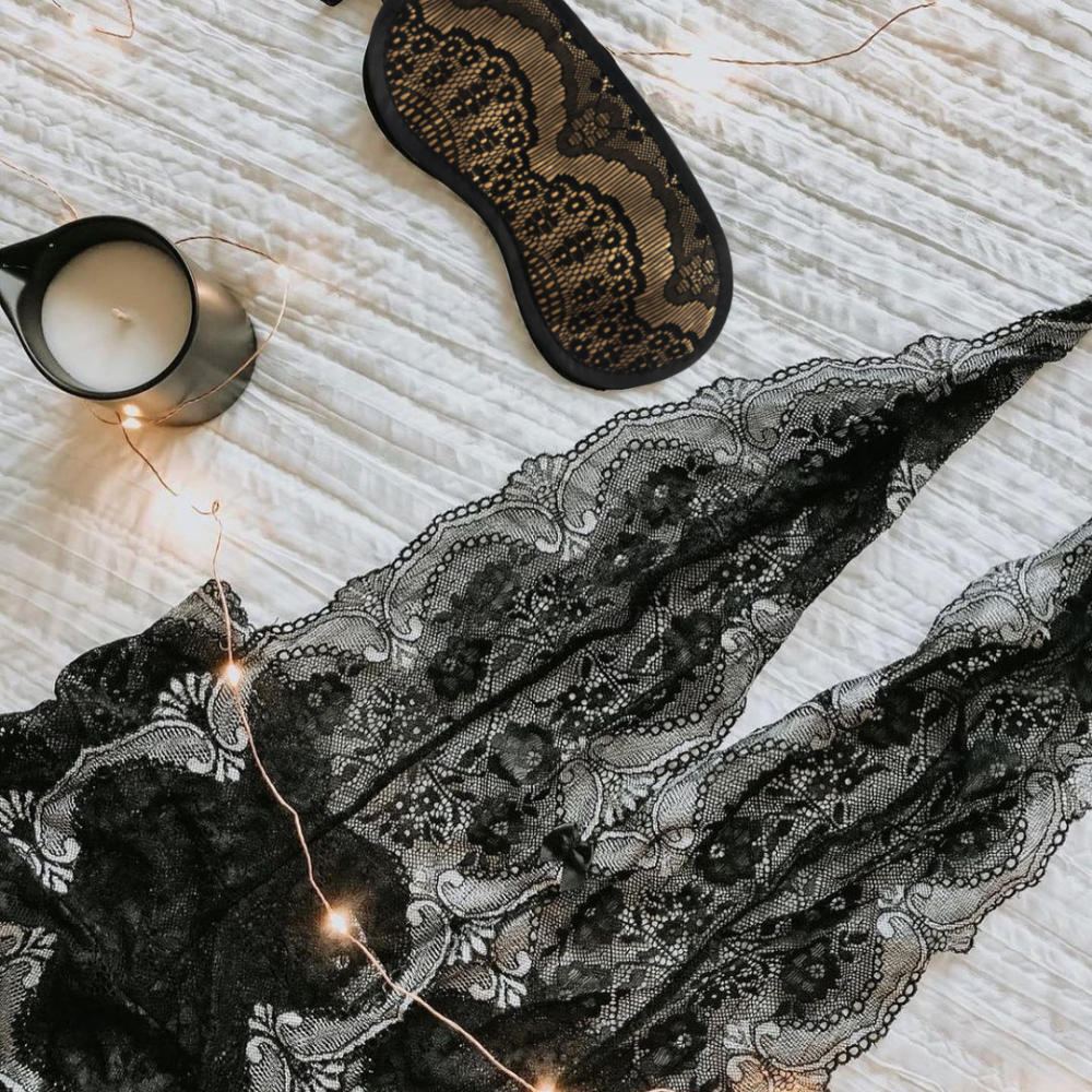 Black & Gold Blindfold